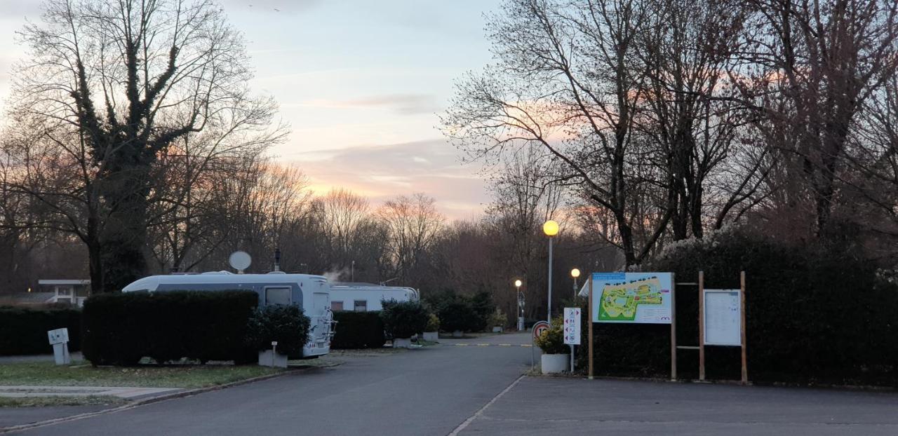 Camping De L'Ill Mulhouse Buitenkant foto